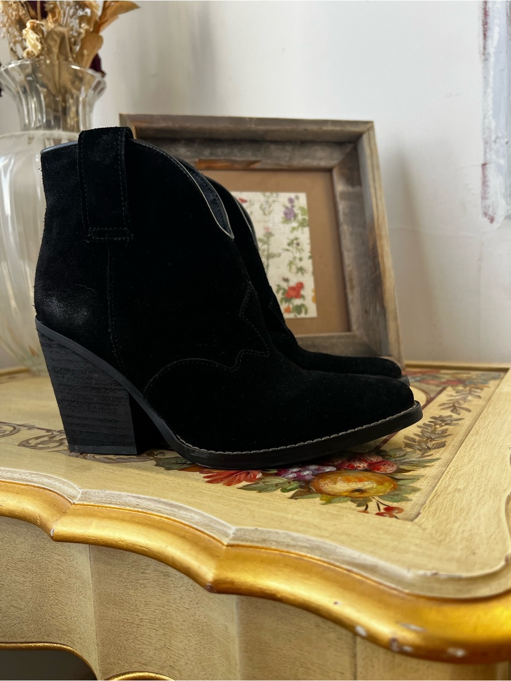 dingo Black Suede Western Ankle Booties with Block Heel
